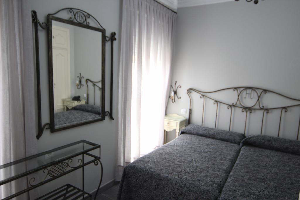 Roma Seville